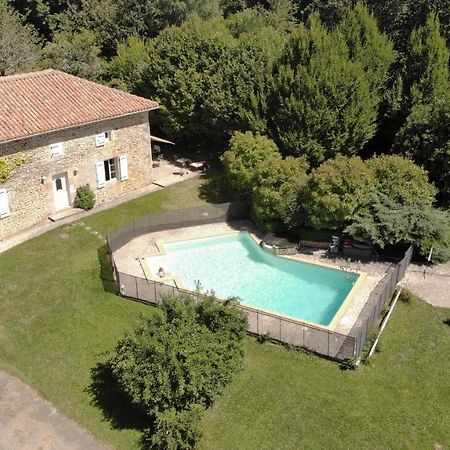 Апартаменти Gite 4 Personnes Situe Aux Portes Du Perigord Saint-Adjutory Екстер'єр фото